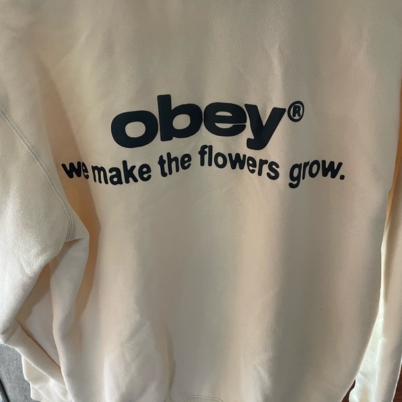 💥 Accepting offers on NWT Obey Hooded Graphic Sweatshirt in Cream Men’s Sz S - Picture 6 of 6